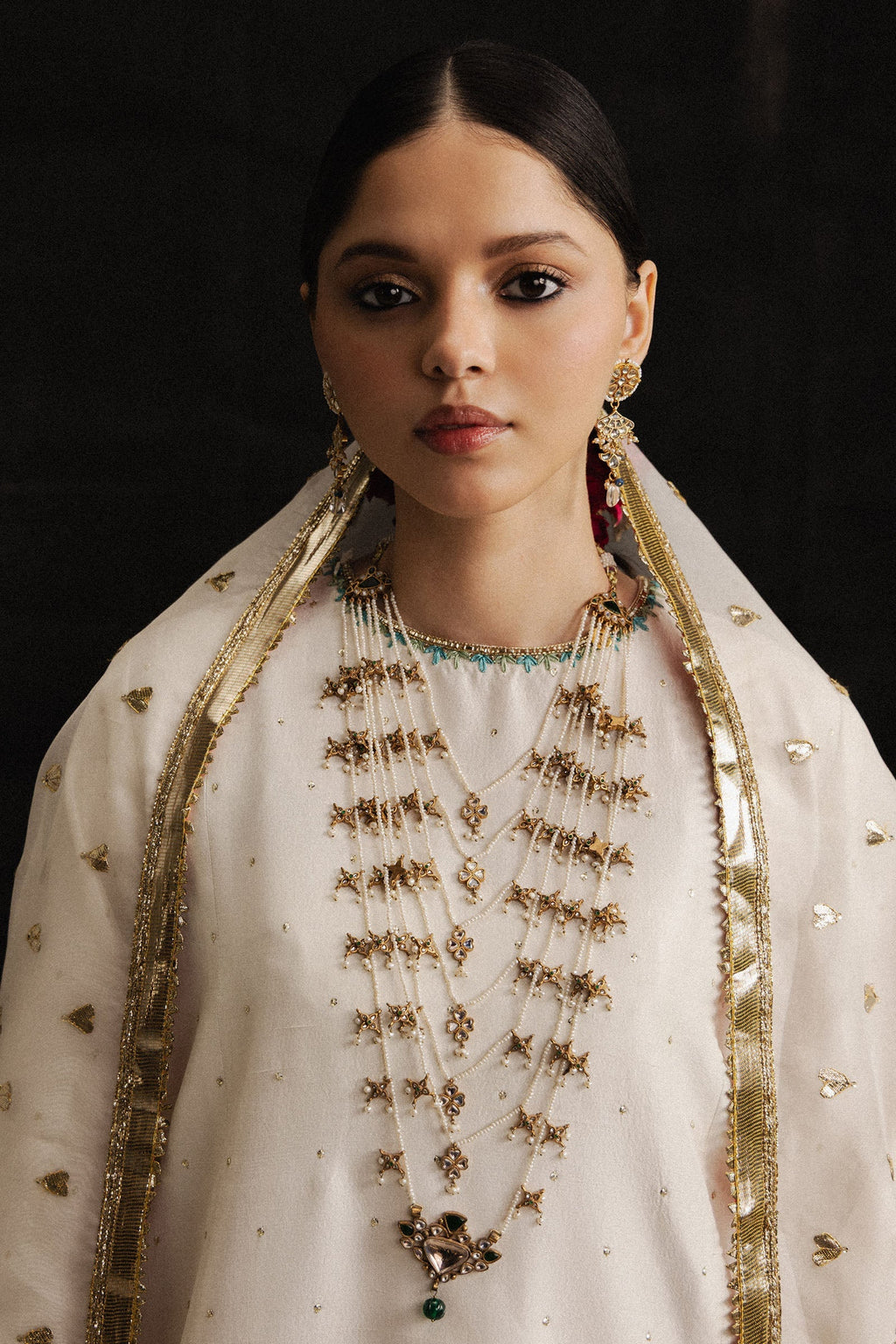 Zara Shahjahan | Studio Portraits | Peepal