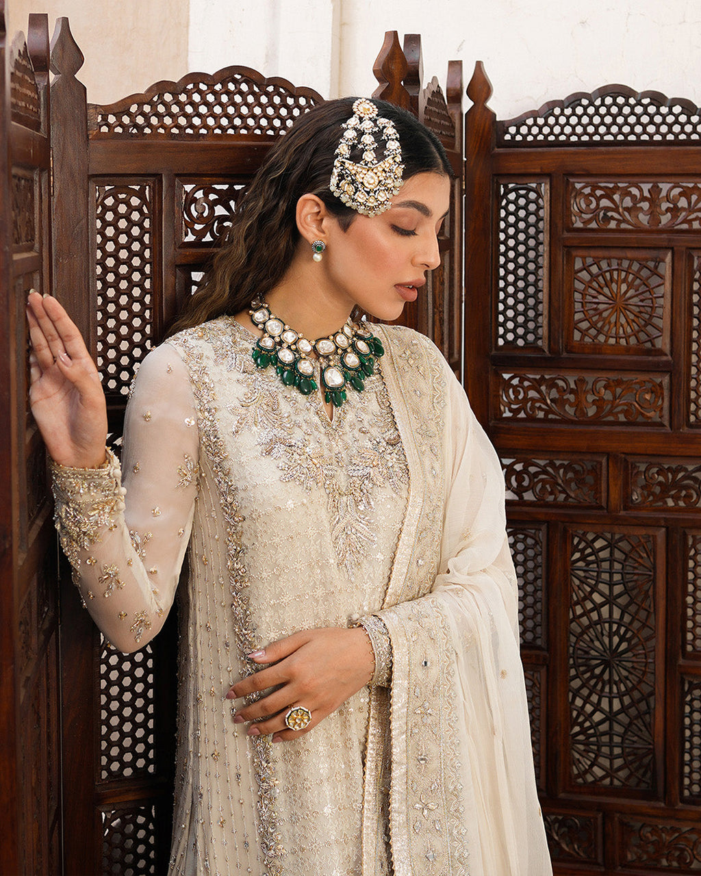 Faiza Saqlain | Irina | Elvana