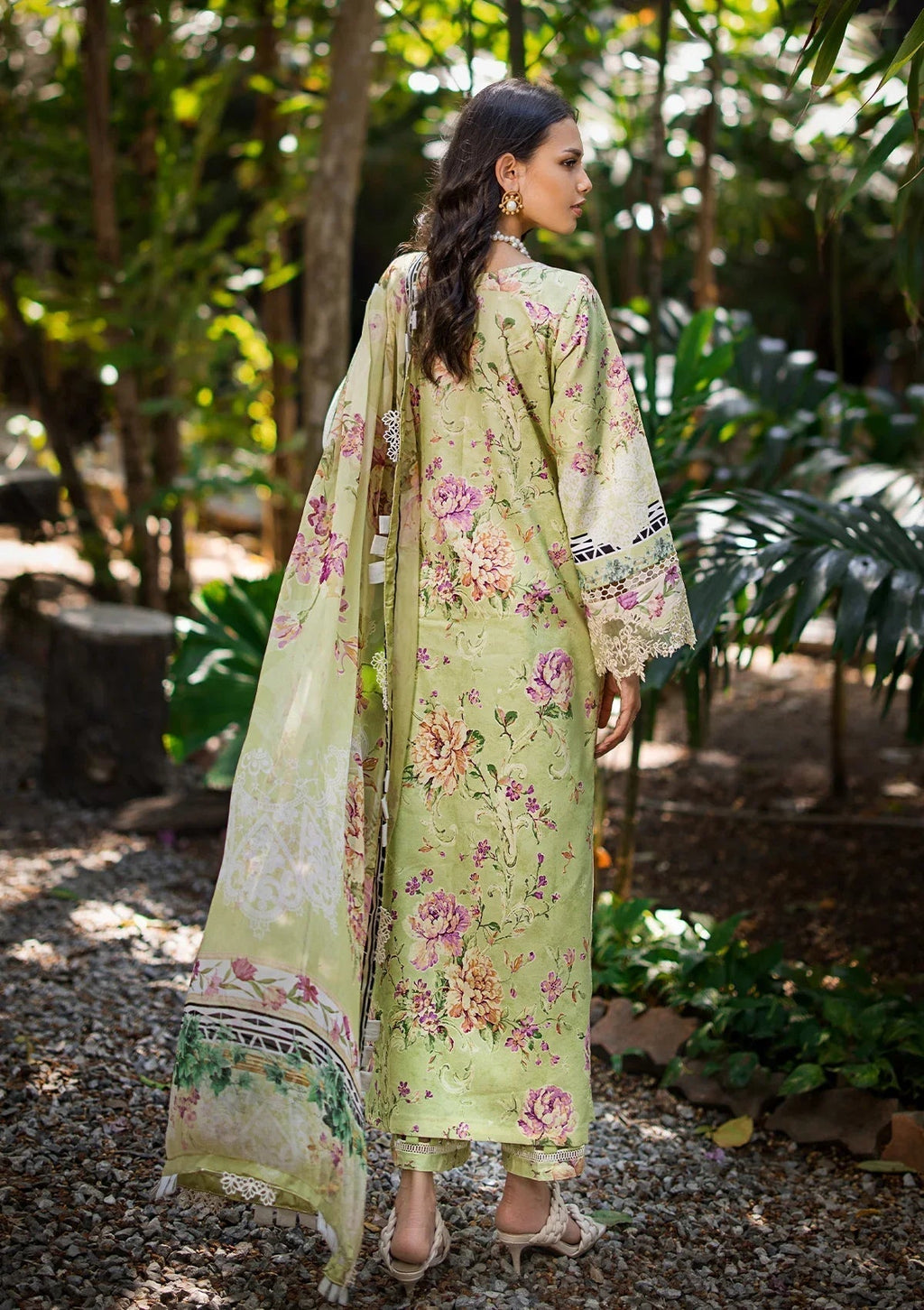 ELAF Signature Embroidered Lawn 3Pc Suit ESL-03B CLARISSE
