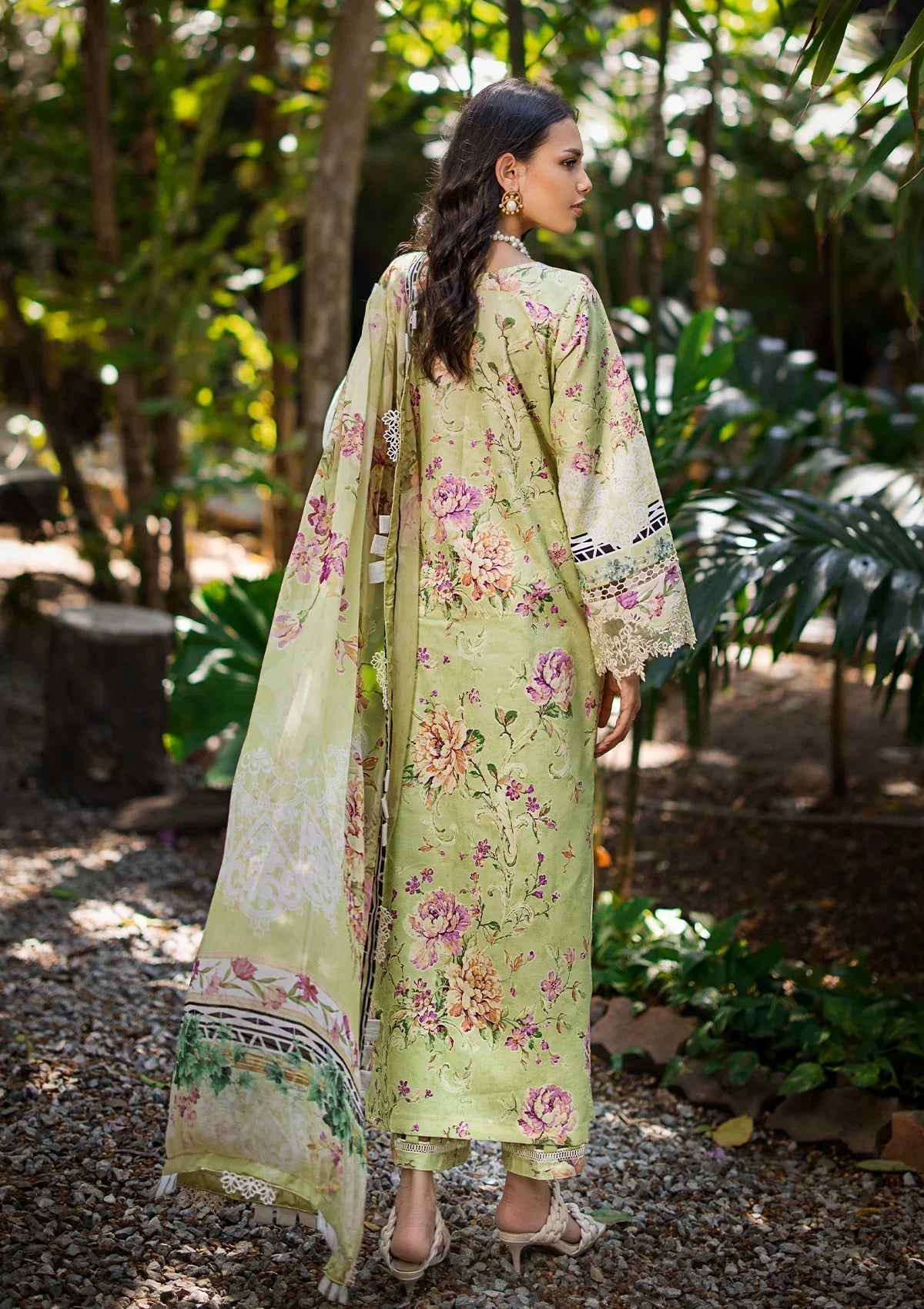 ELAF Signature Embroidered Lawn 3Pc Suit ESL-03B CLARISSE