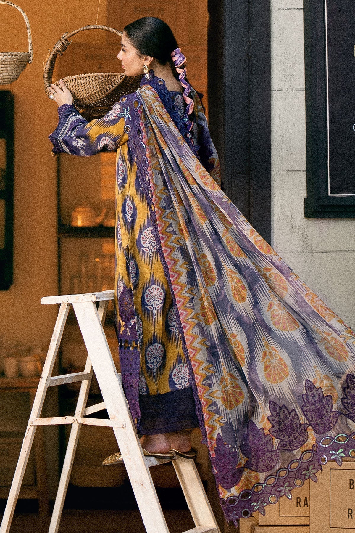 Nureh | Glam Girl Lawn | GL-22 - Riwayat-e-Khas