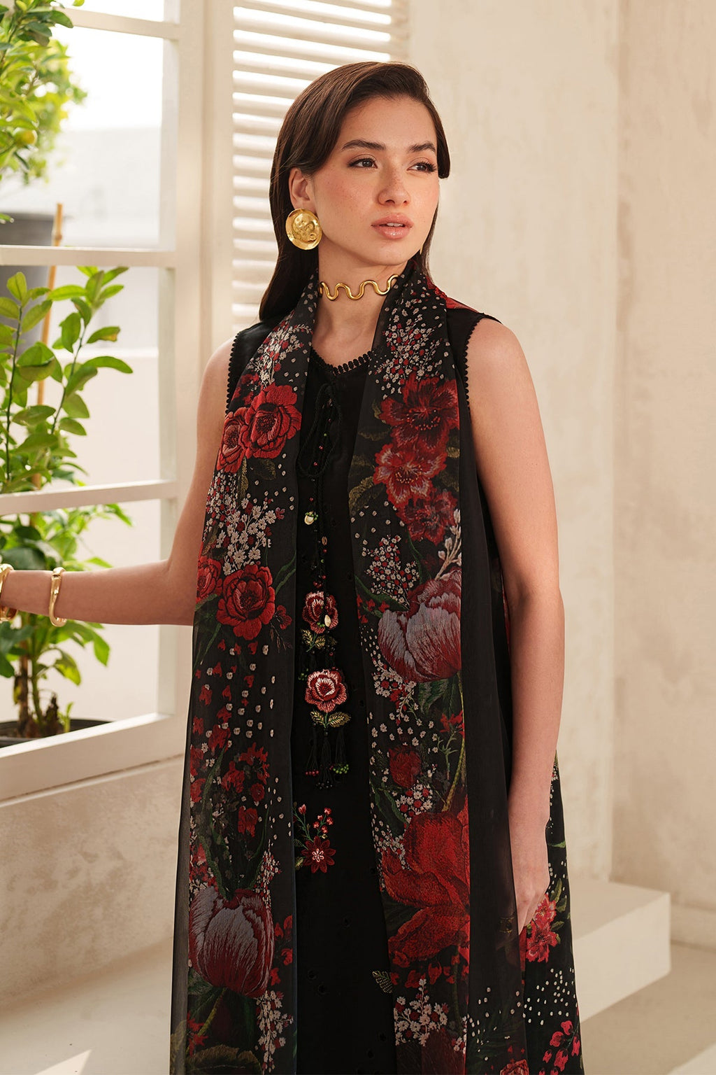 Baroque | Embroidered Lawn | SF-4399