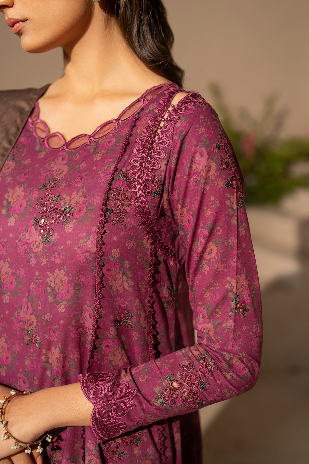 Iznik | Festive Lawn 25 | EFL-09