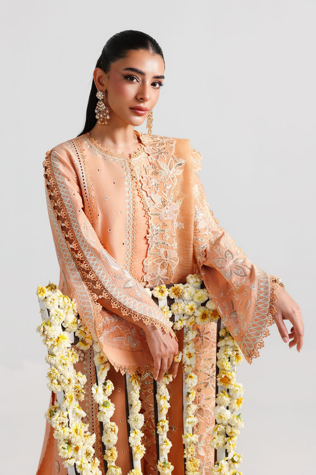 Akbar Aslam | Pret Lawn 26 | Ravina