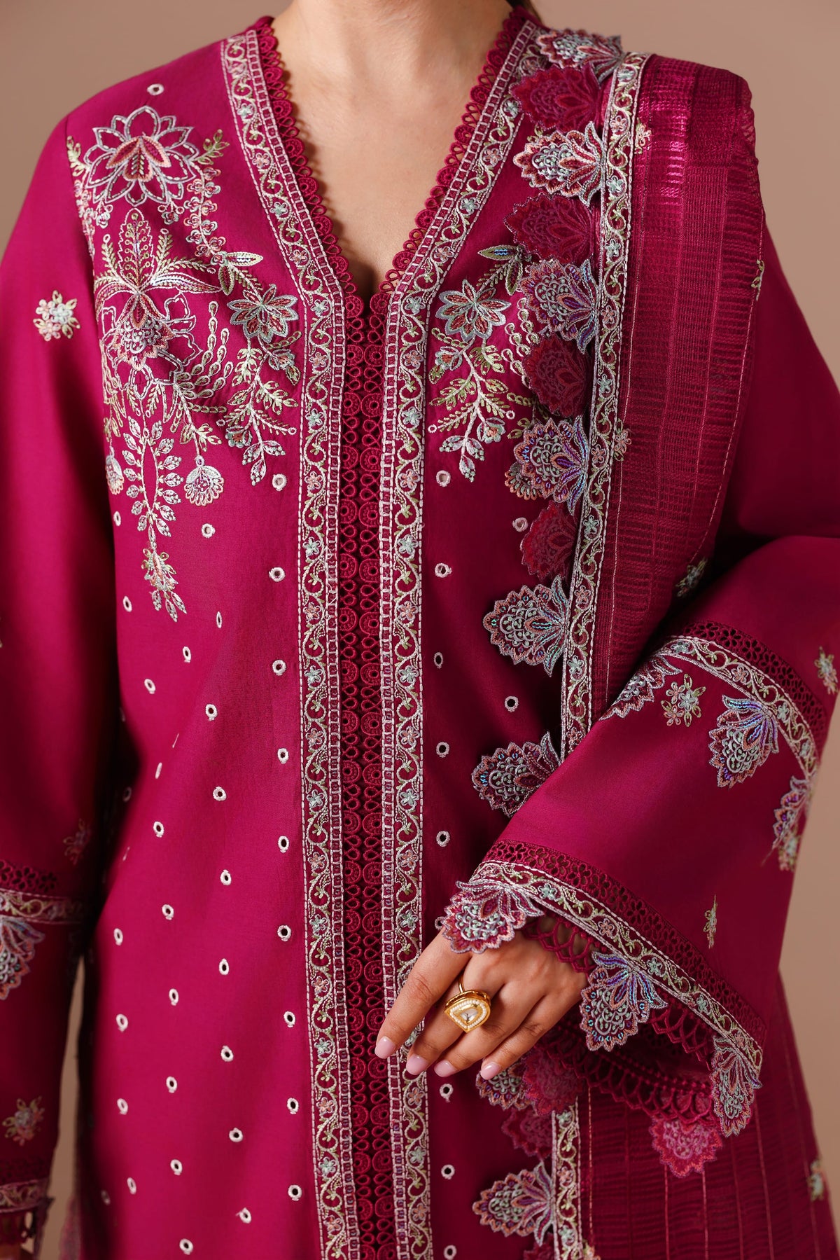 Akbar Aslam | Pret Lawn | Marjaan
