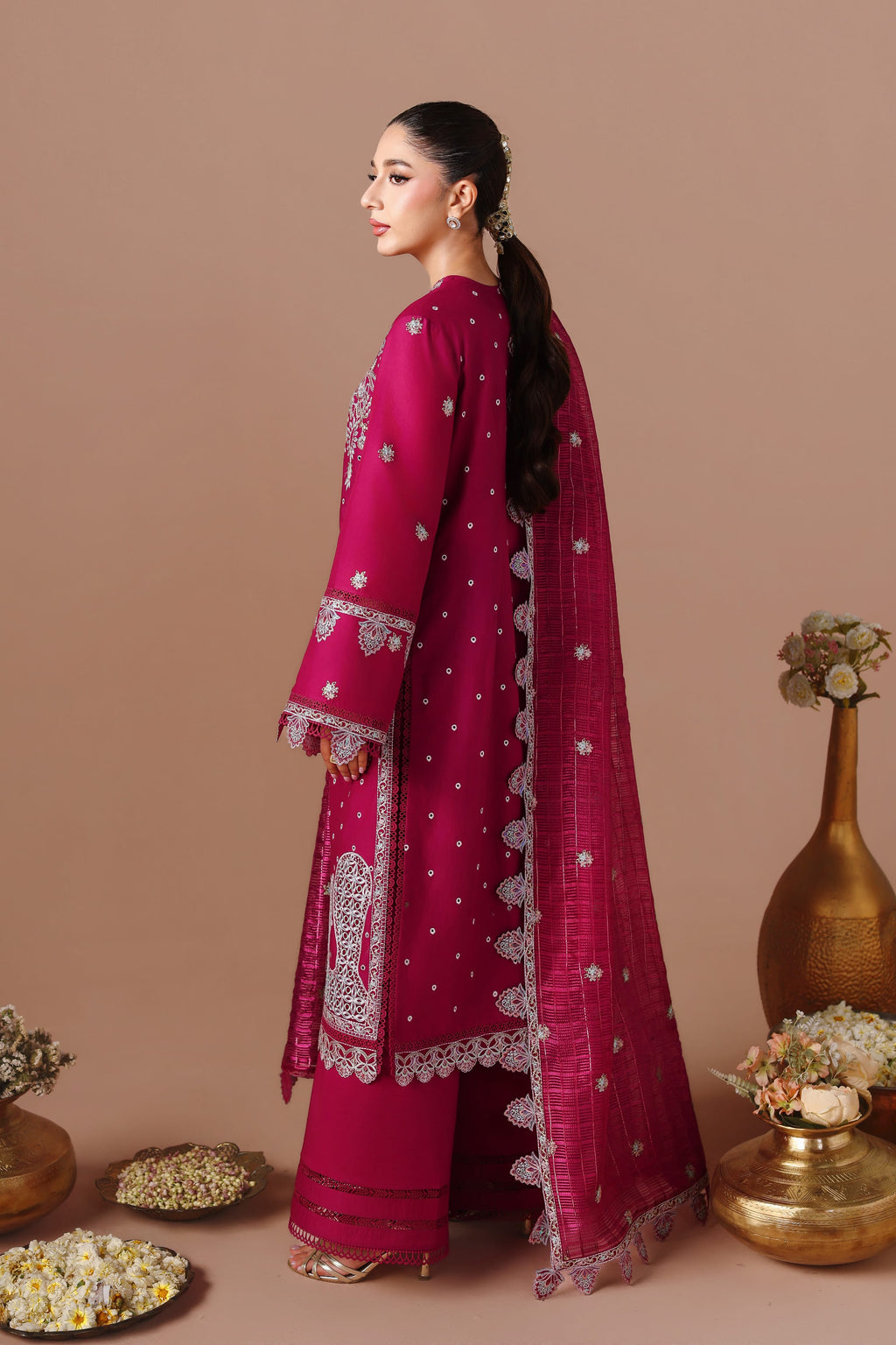 Akbar Aslam | Pret Lawn | Marjaan