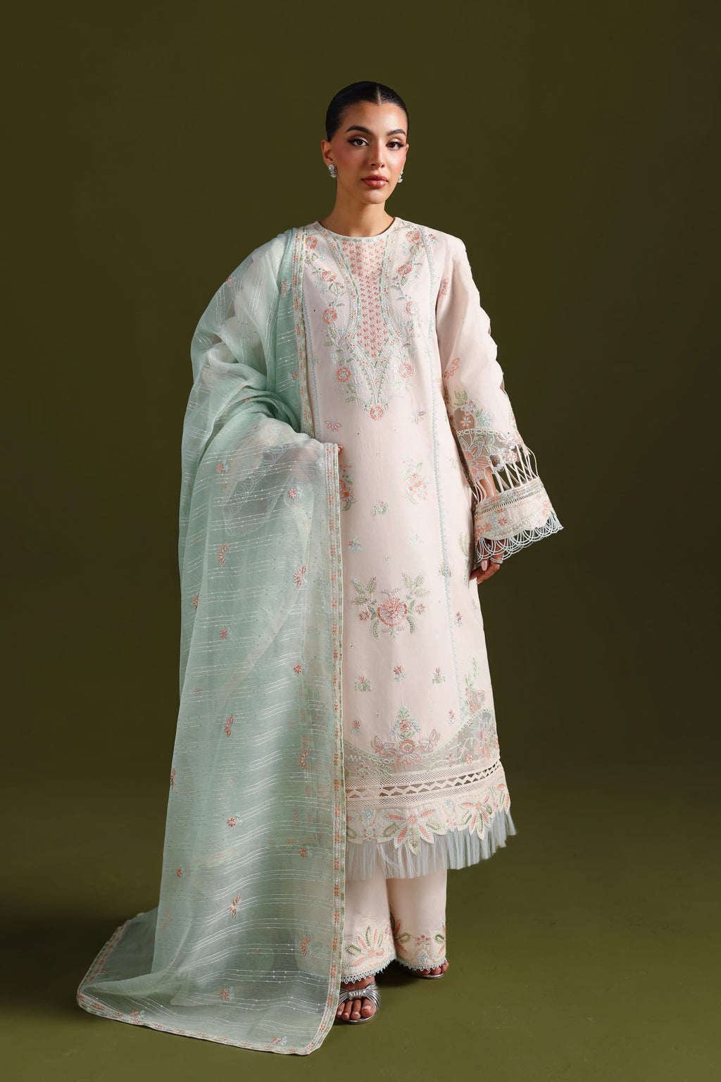 Akbar Aslam | Pret Lawn 26 | Naazi