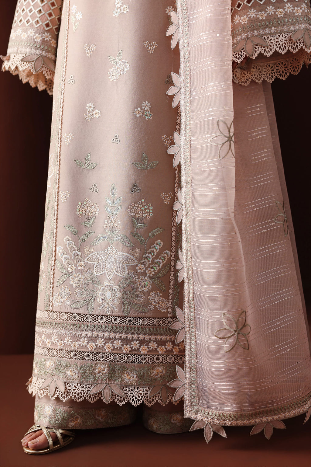 Akbar Aslam | Pret Lawn 26 | Yasmina