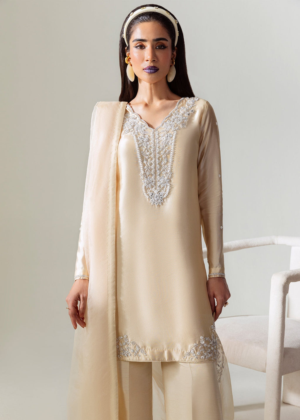 Mahum Asad | The Sirens | Champagne - Riwayat e Khas