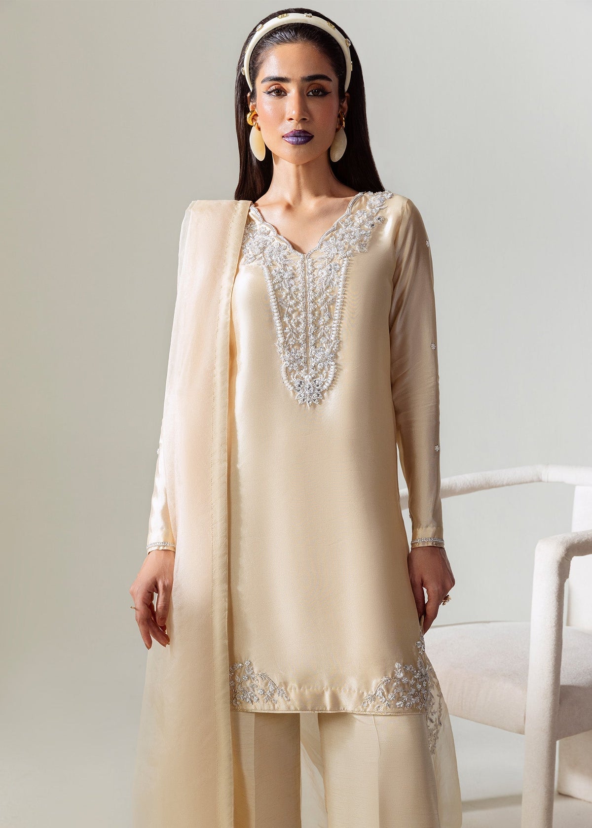 Mahum Asad | The Sirens | Champagne - Riwayat e Khas