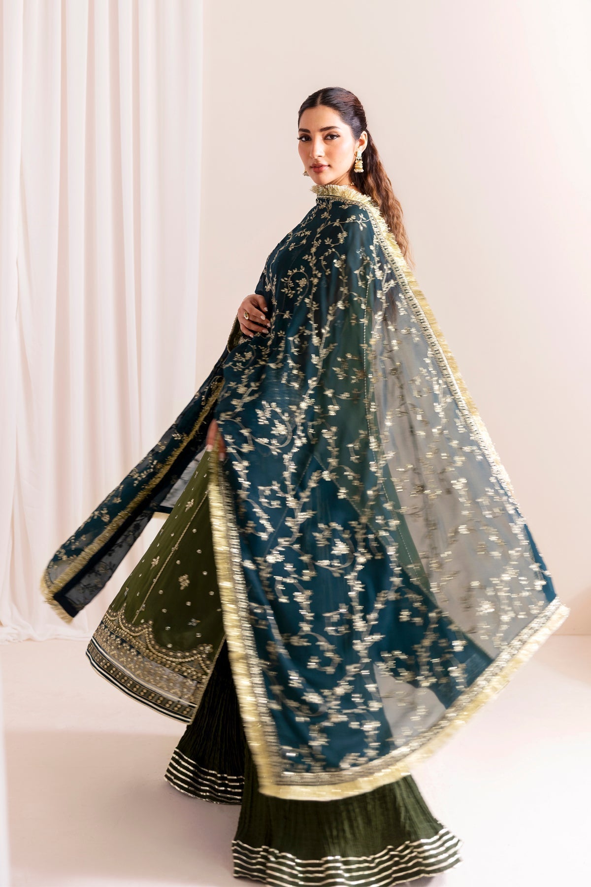 Xenia Formals | Luxury Formals 25 | MAHVASH