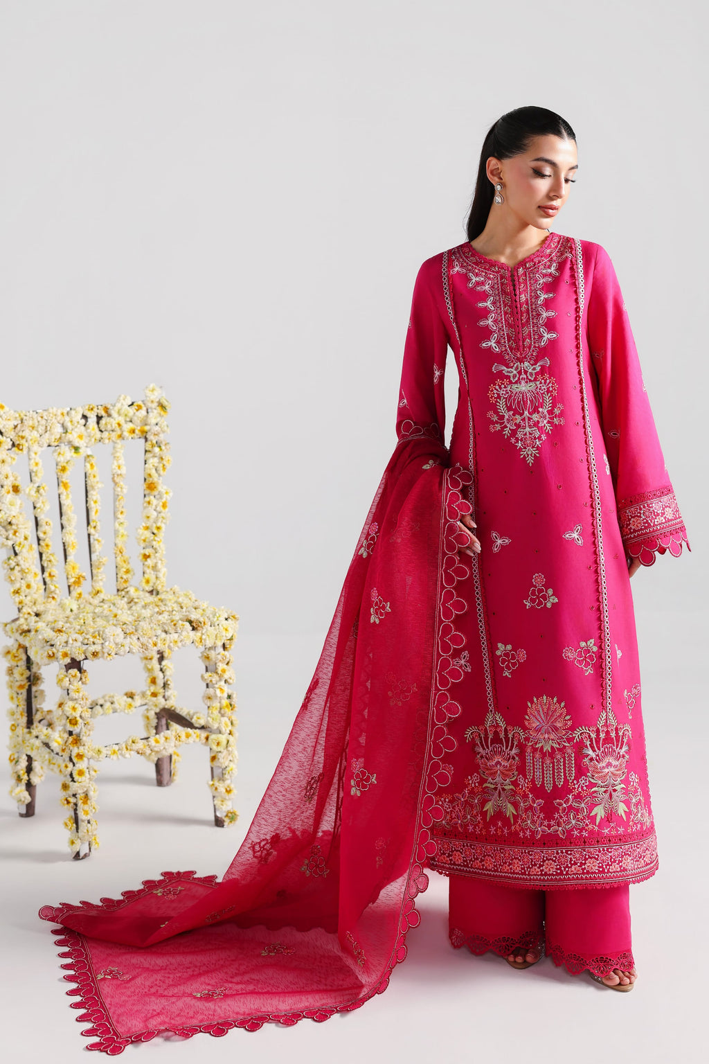 Akbar Aslam | Pret Lawn 26 | Raniya