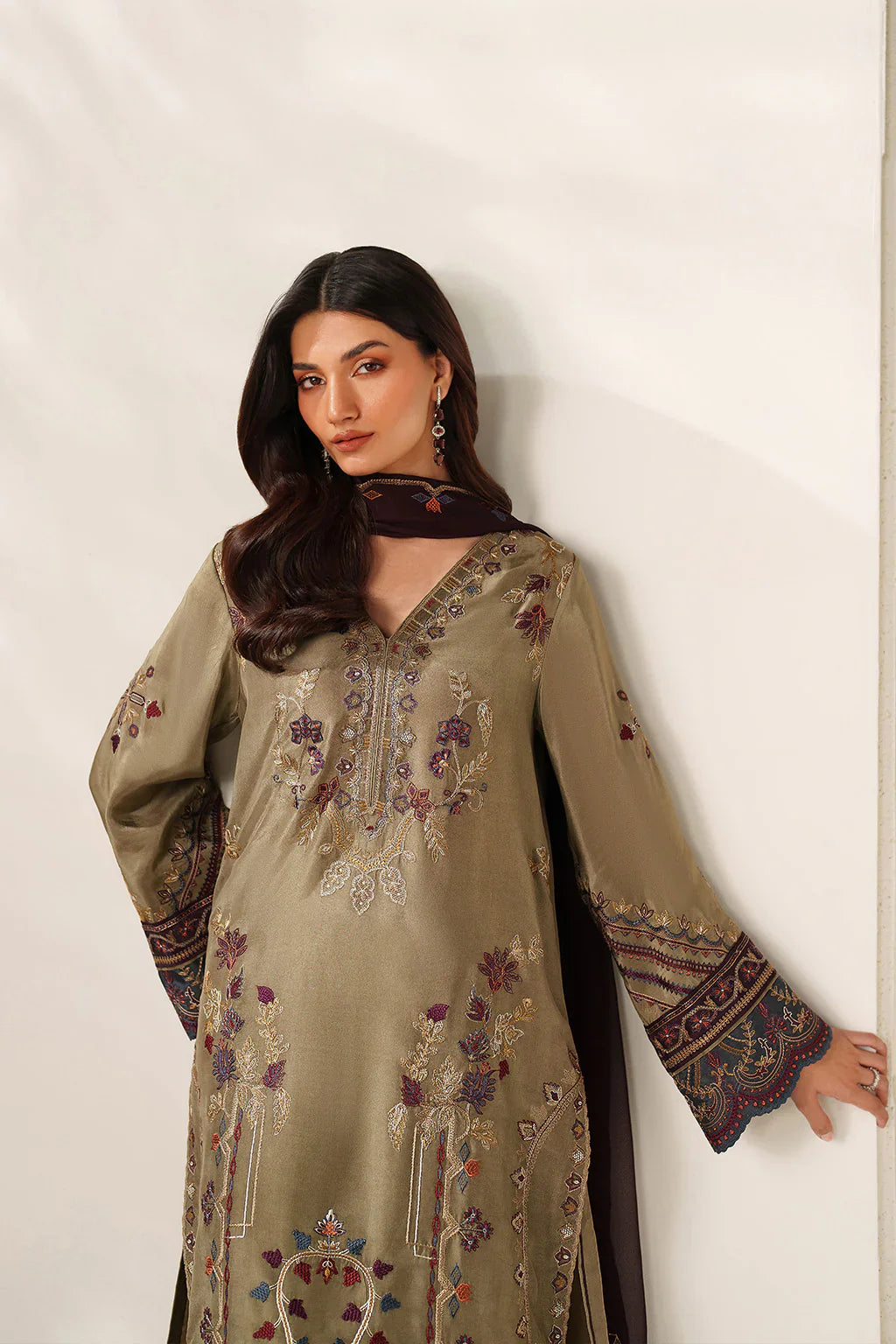 Iznik | Festive Formals | UE-614 Embroidered Ramen Silk