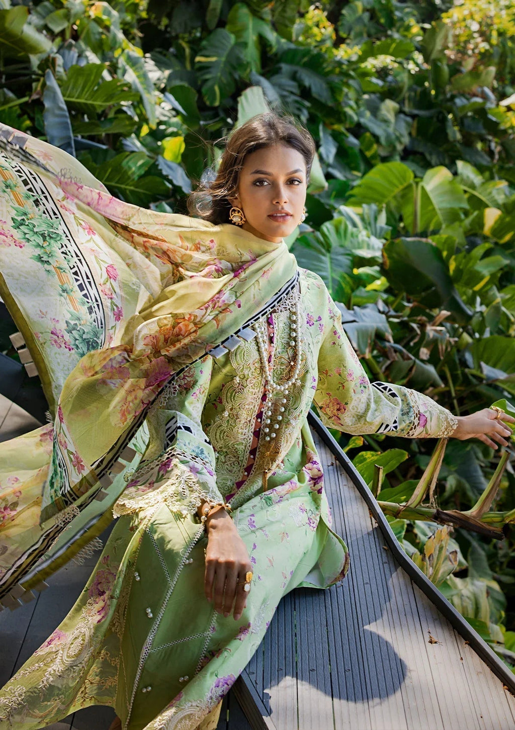 ELAF Signature Embroidered Lawn 3Pc Suit ESL-03B CLARISSE