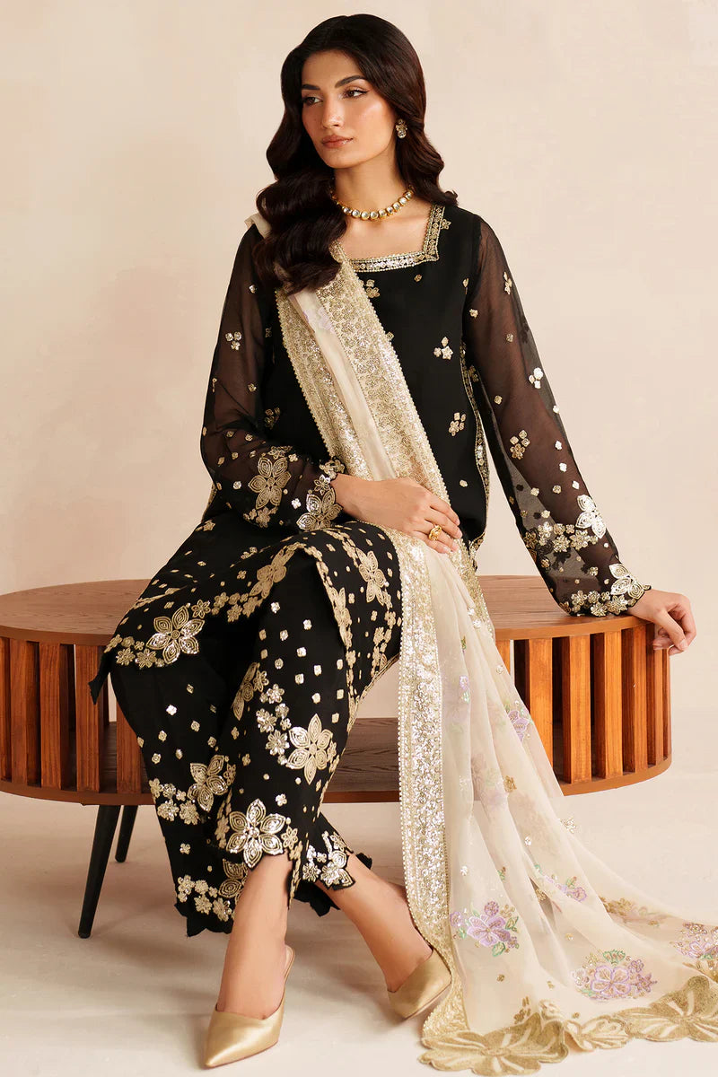 Farasha | STITCHED FORMALS ’26 | Gold Shadow
