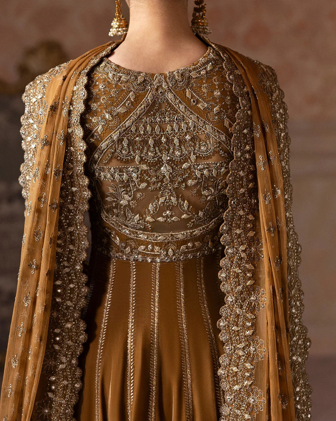 Faiza saqlain | Ismene formals | Ermina