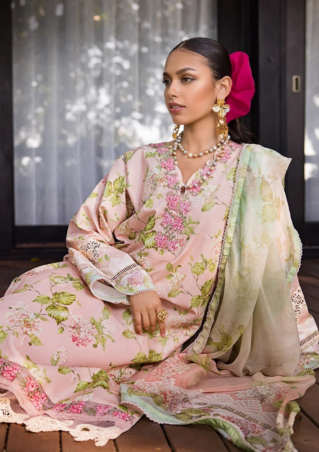 ELAF Signature Embroidered Lawn 3Pc Suit ESL-05B DELIGHT DRAPE