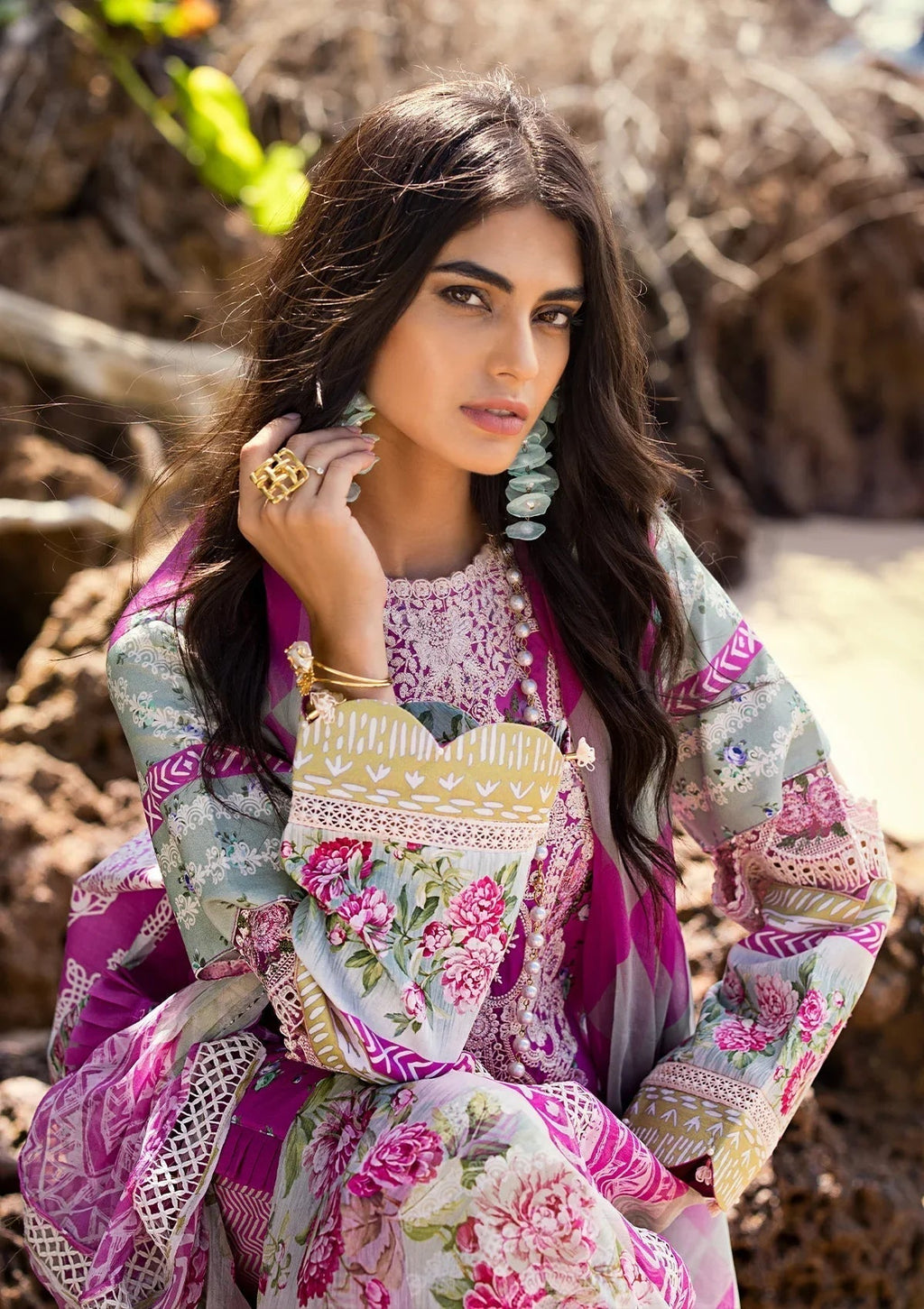 ELAF Signature Embroidered Lawn 3Pc Suit ESL-04B ENCHANTMENT