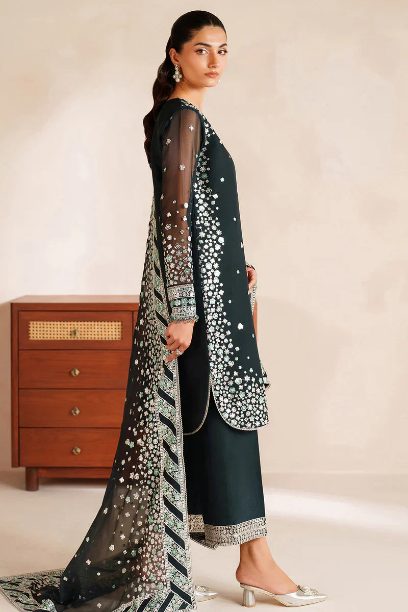 Farasha | STITCHED FORMALS ’26 | Dawn Mist