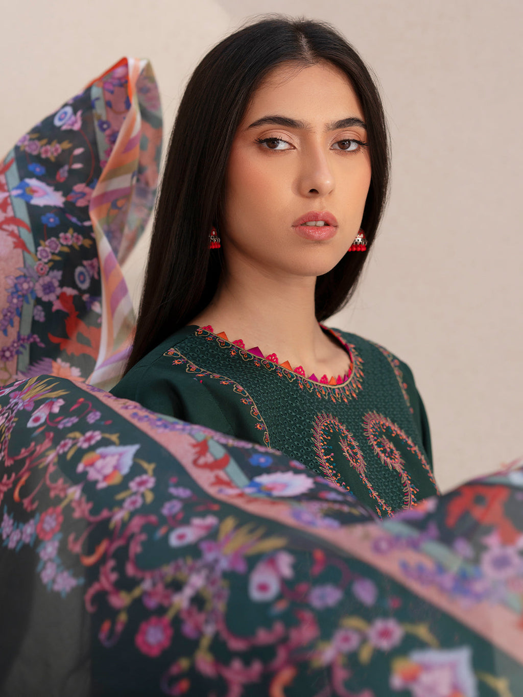 Bin Ilyas | Aaina Summer Edit 25 | 82 - B