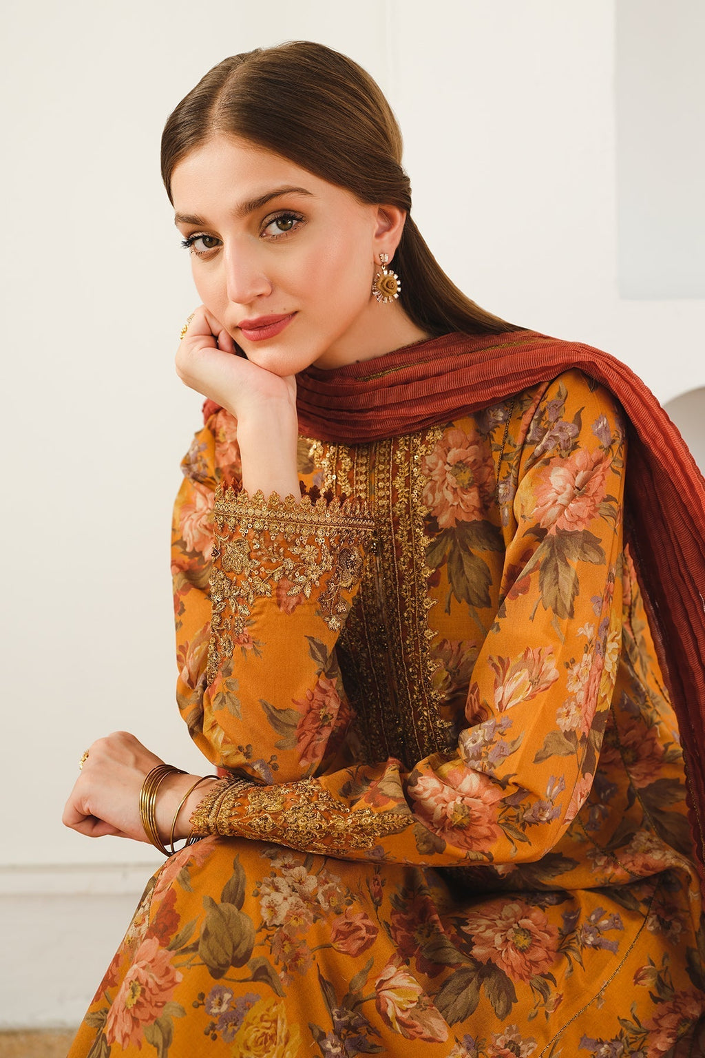 Baroque | Embroidered Lawn | SF-653