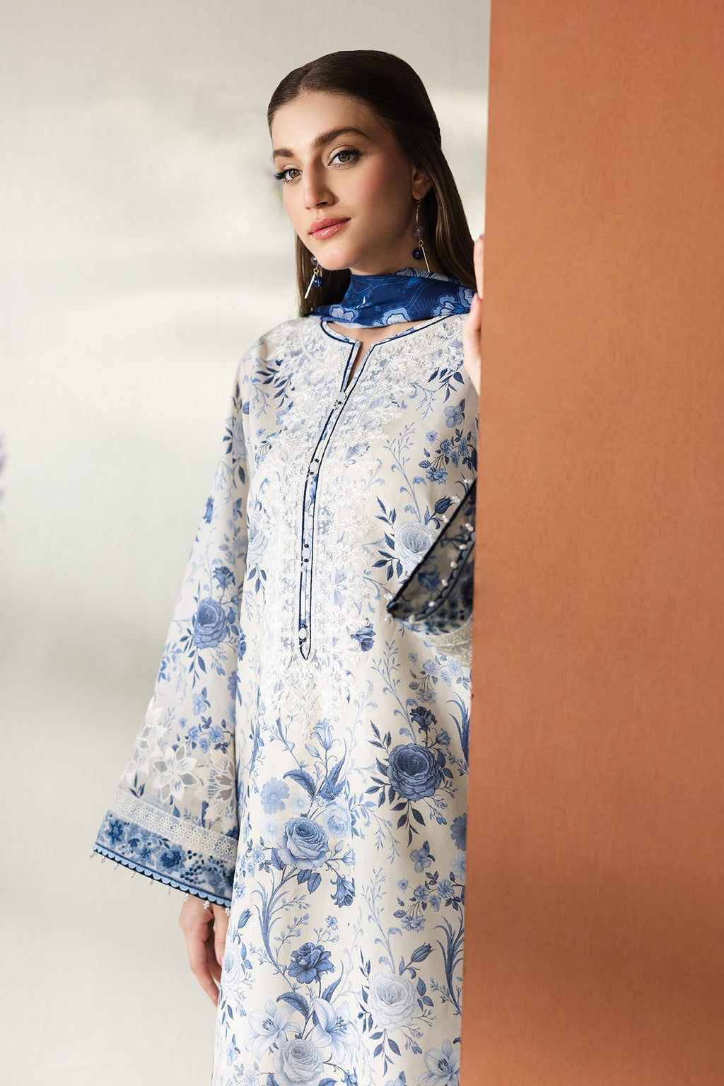Baroque | Embroidered Lawn | SF-4429