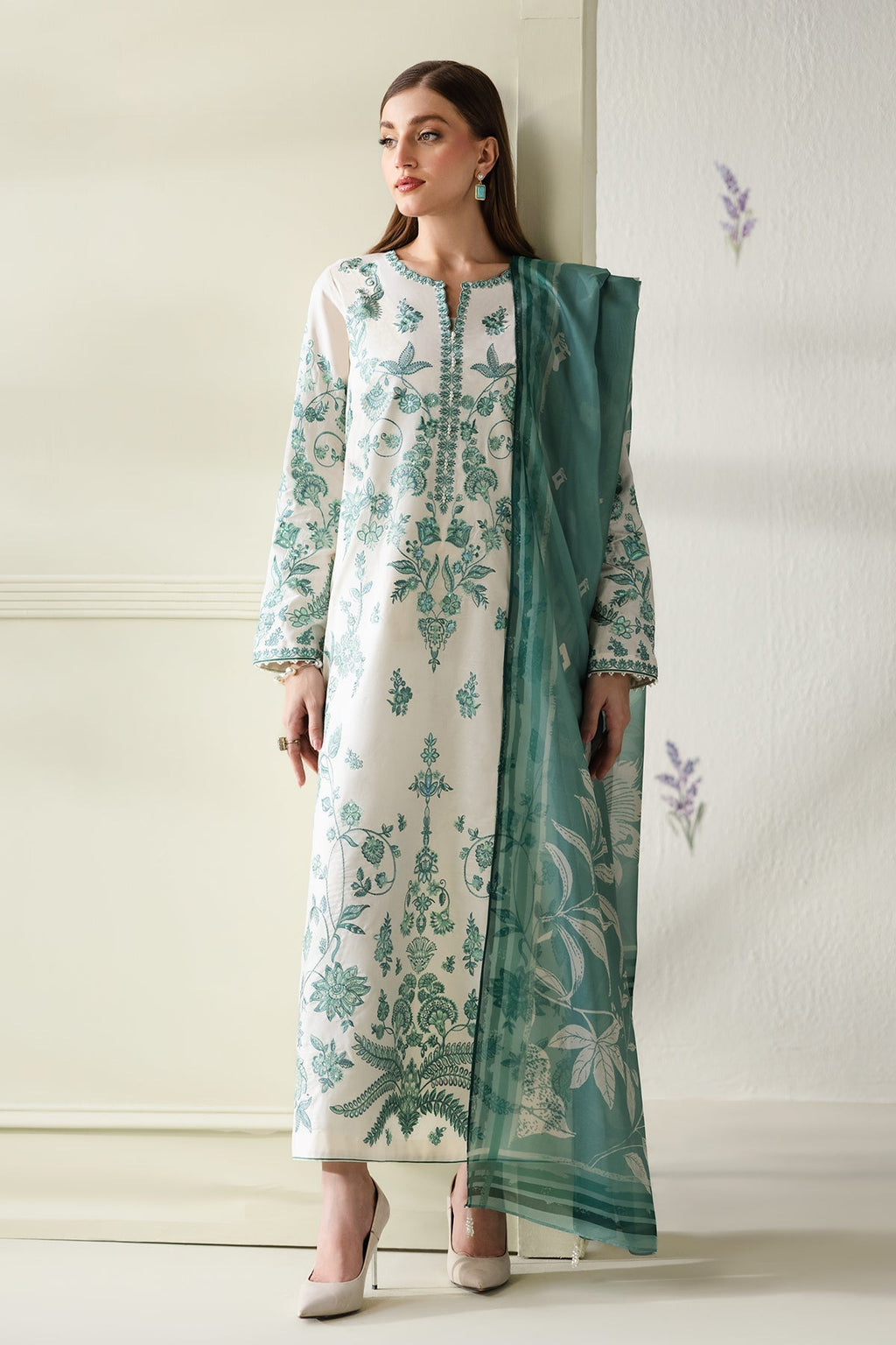 Baroque | Embroidered Lawn | SF-4430