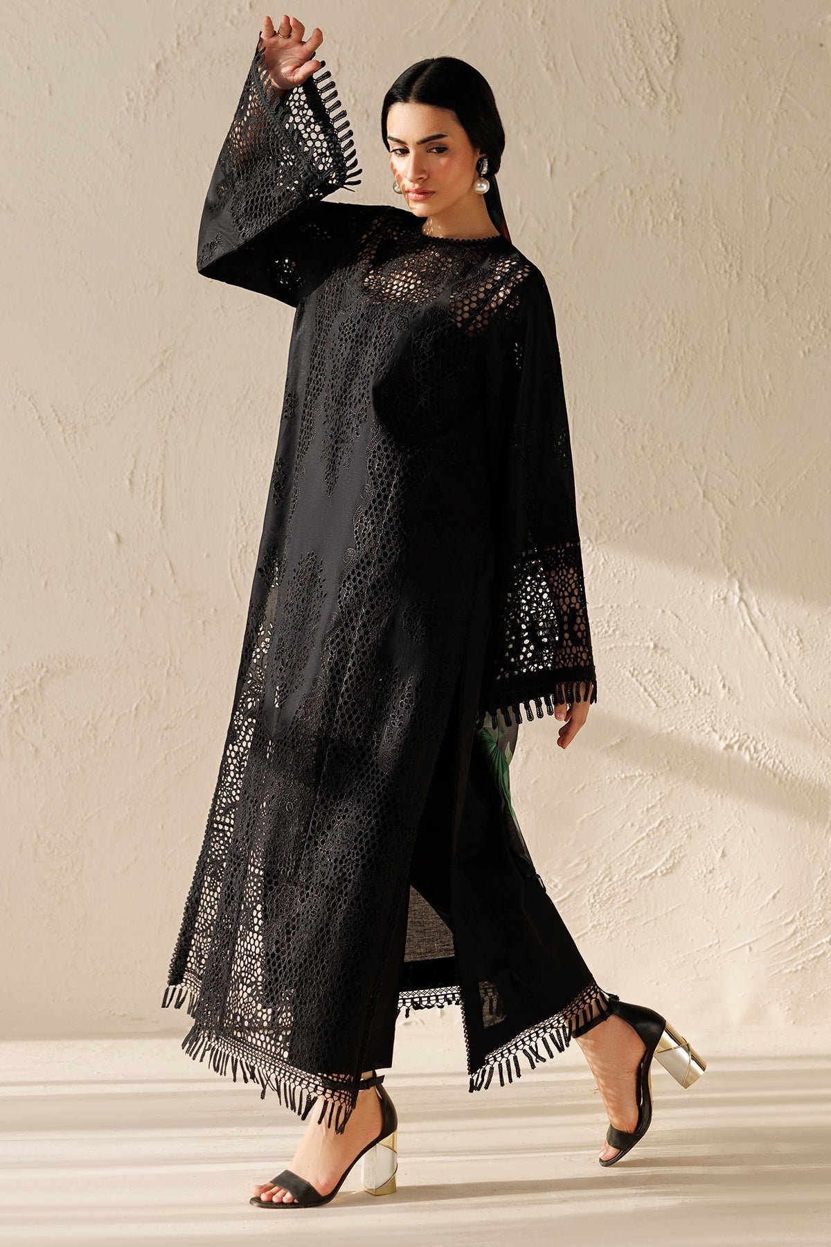 Baroque | Embroidered Lawn | SF-4521
