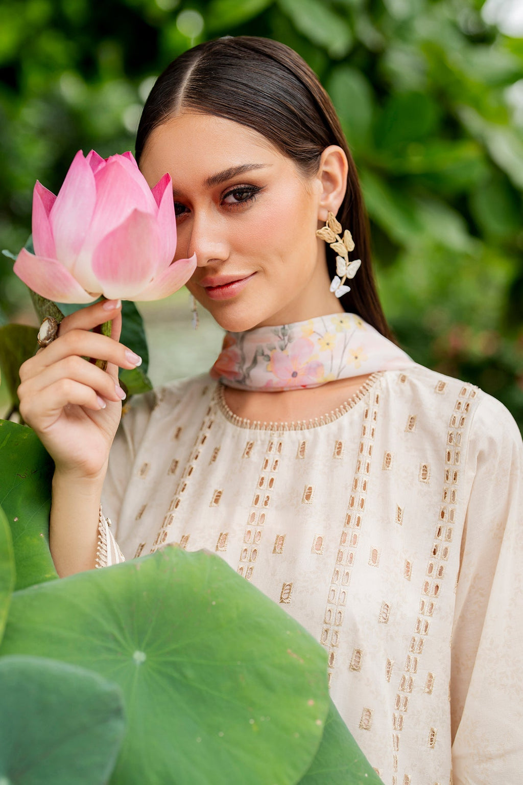Baroque | Embroidered Lawn | SF-4274