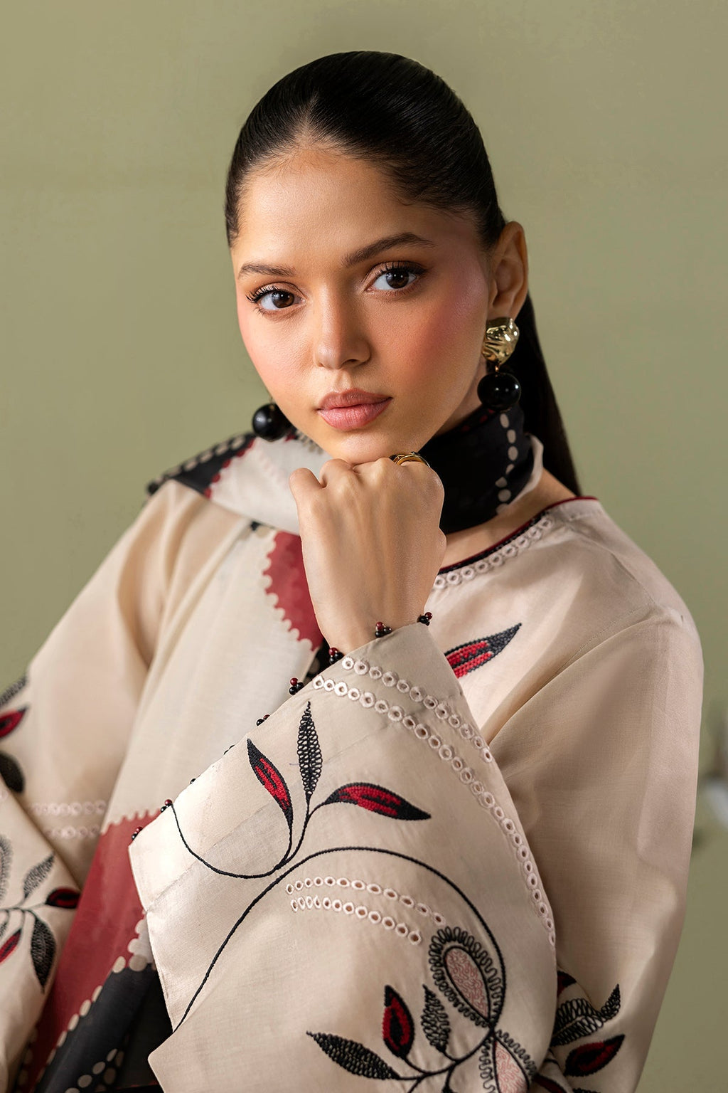 Baroque | Embroidered Lawn | SF-4418
