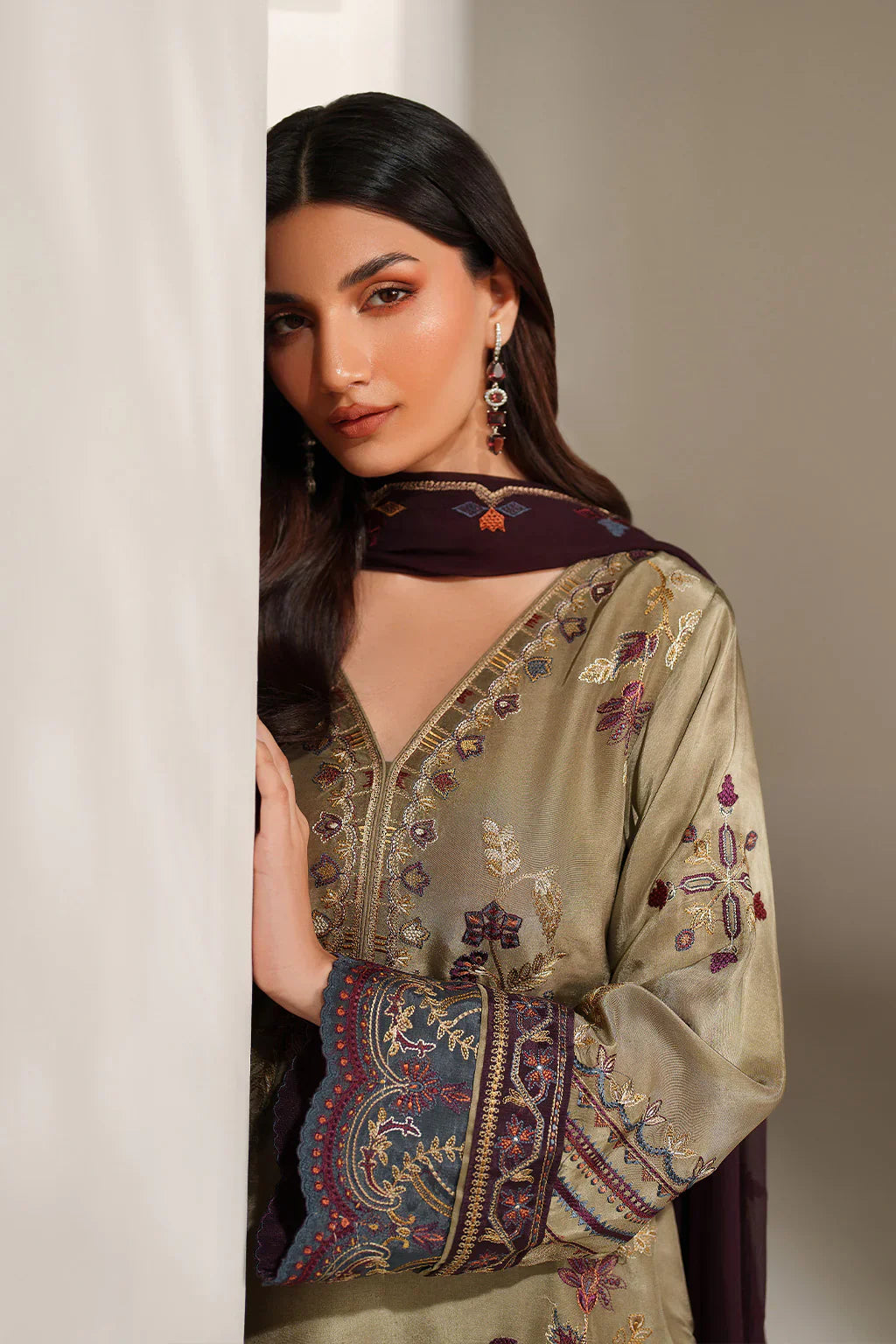 Iznik | Festive Formals | UE-614 Embroidered Ramen Silk