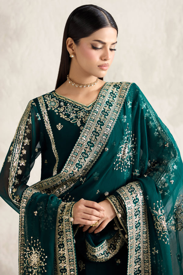 Farasha | STITCHED FORMALS ’26 | Gold Radiance