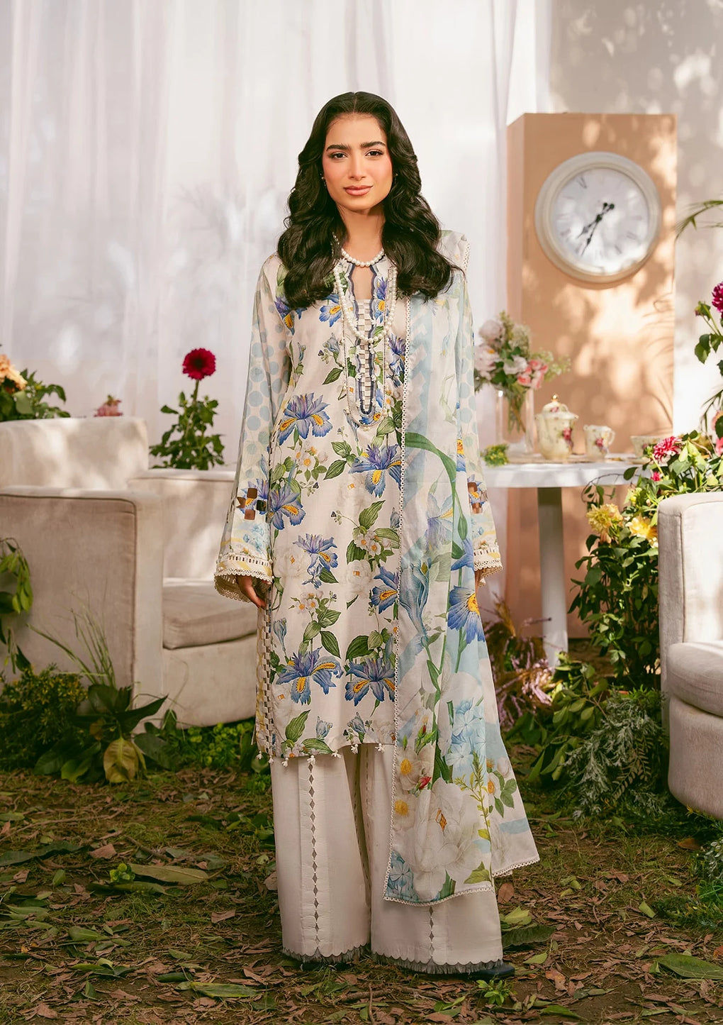 Elaf Premium | Prints 25 | EPS-6A IVORY PETALS