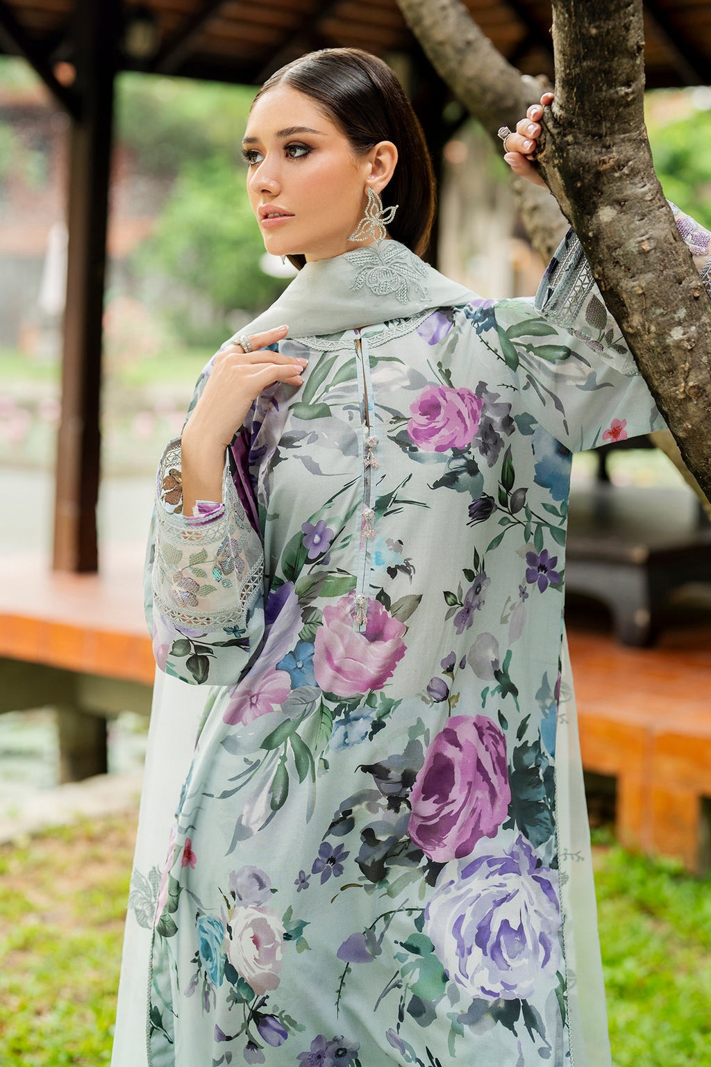 Baroque | Embroidered Lawn | SF-4268