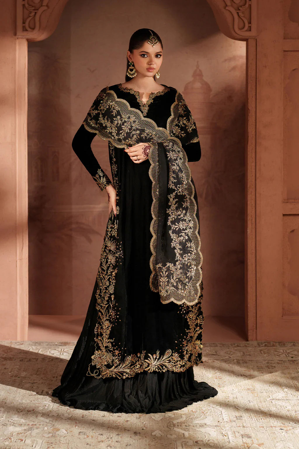 IZNIK | Raagni Velvet Formals | IV-62 Embroidered Velvet