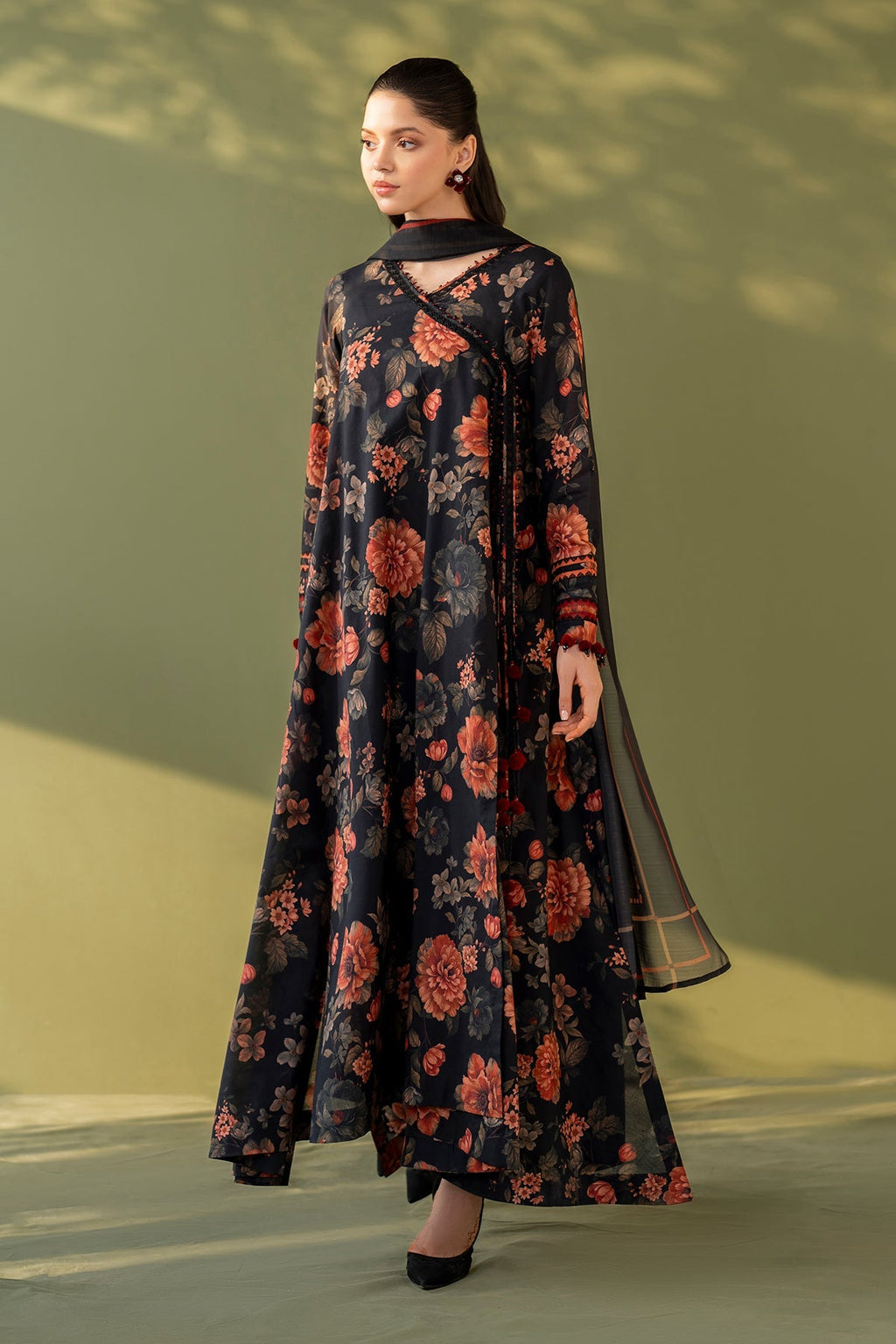 Baroque | Embroidered Lawn | SF-4172