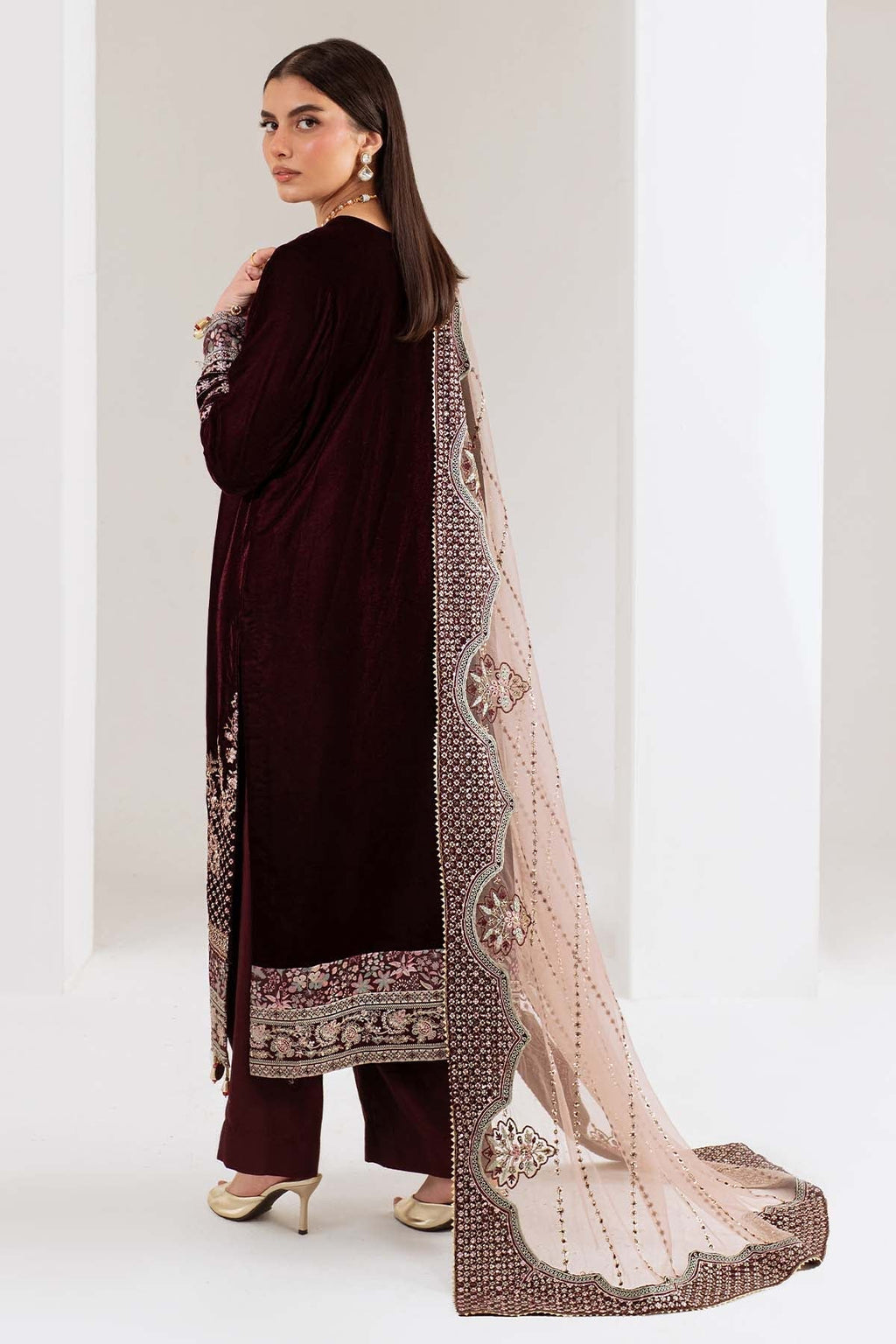 Nureh | Maya Velvet | NW-110