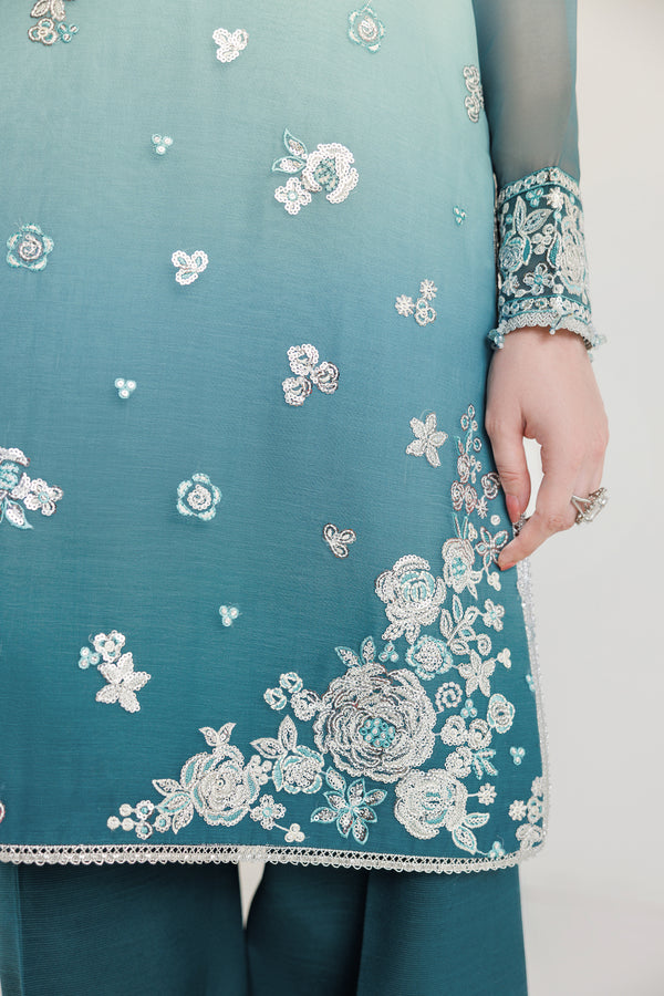 Farasha | Fiorella Formals'26 | Azure Pearl