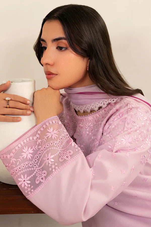 Farasha | Summer Weaves Embroidered lawn'26 | Cloud Pink