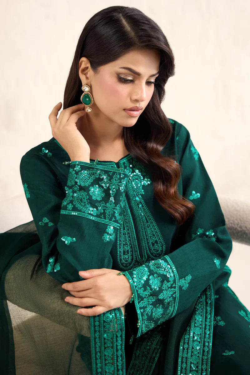 Farasha | STITCHED FORMALS ’26 | Emerald Luxe