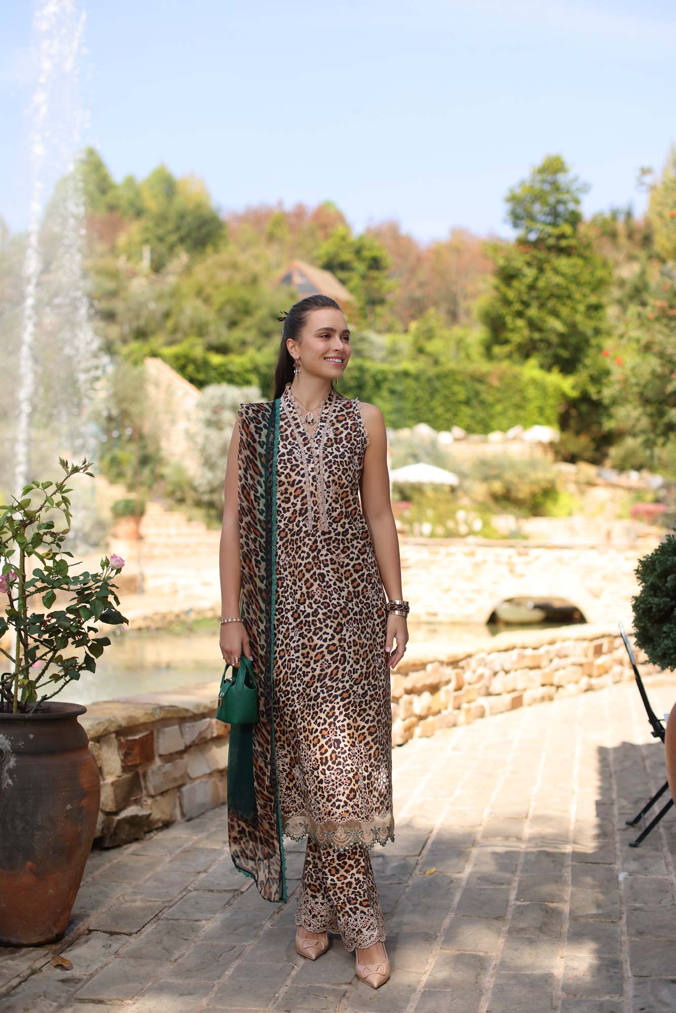 Noor by Saadia Asad | Luxe Chikankari 25 | D2-A - Riwayat-e-Khas