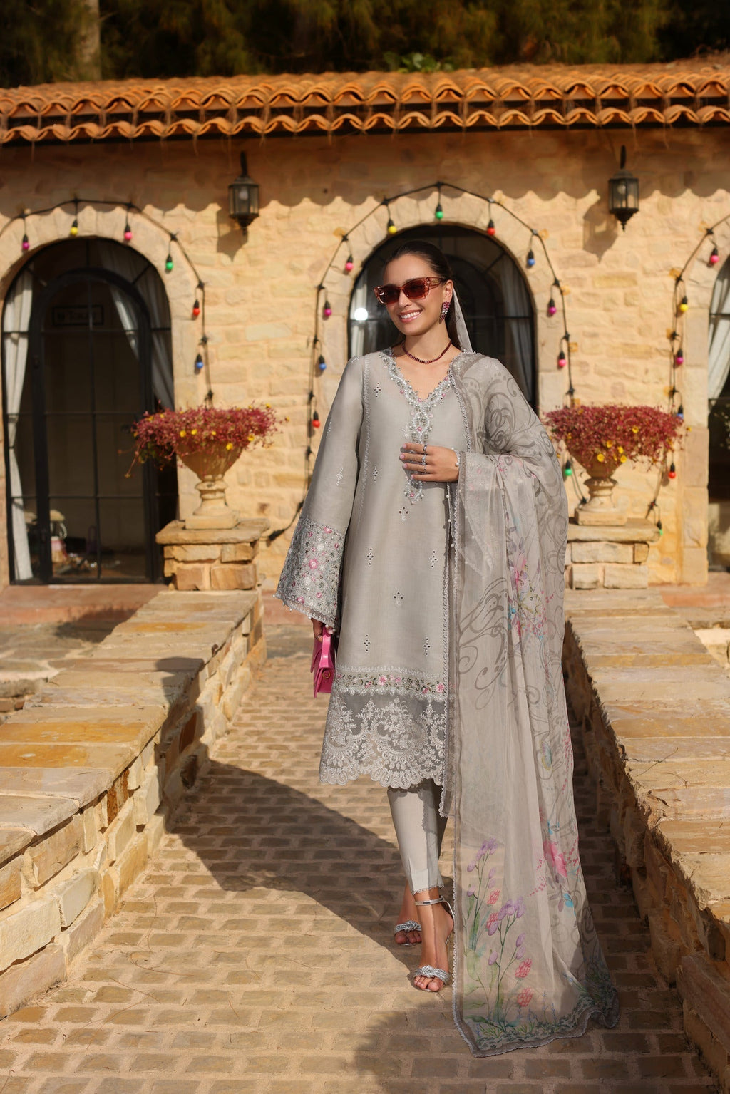 Noor by Saadia Asad | Luxe Chikankari 25 | D1-B - Riwayat-e-Khas
