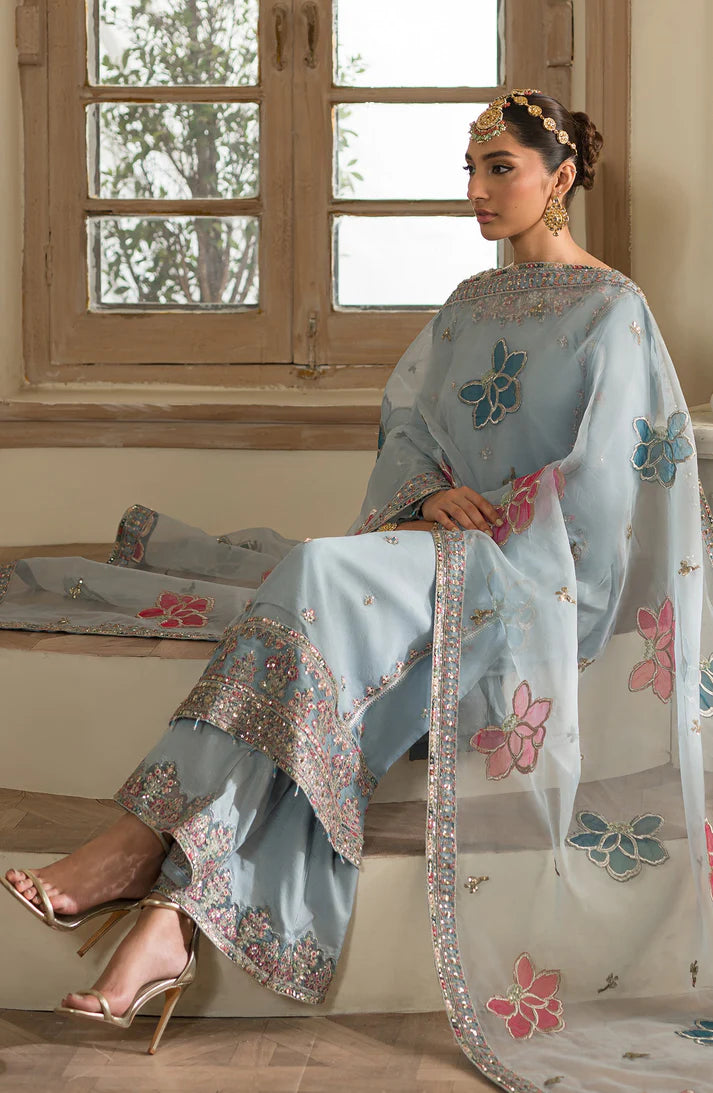 Emaan Adeel | Luxury Formals | Esra
