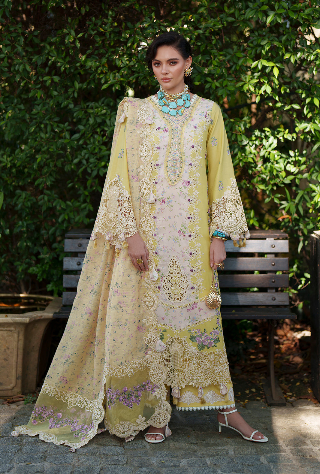 AJR Couture | Evara Luxury Lawn | Kaia