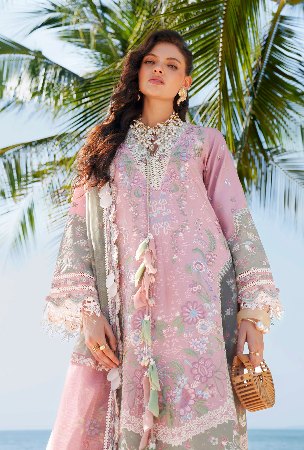 AJR Couture | Evara Luxury Lawn | Niva