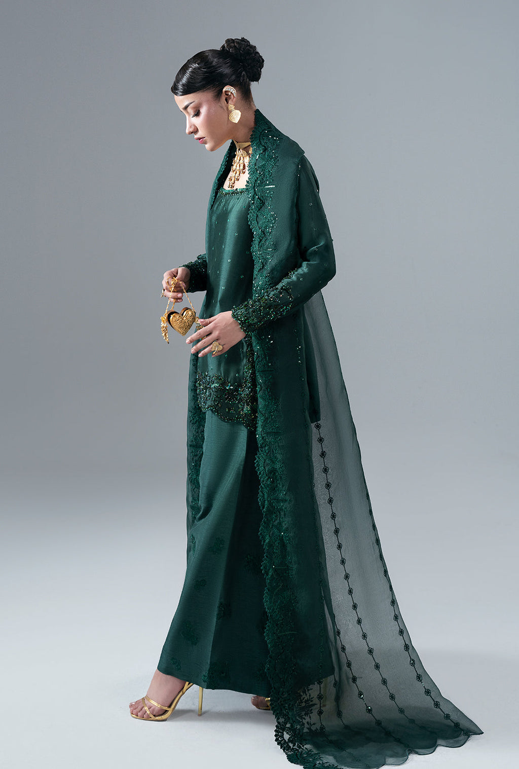 AJR Couture | AJR Symphony Pret'26 | Esmera - 4