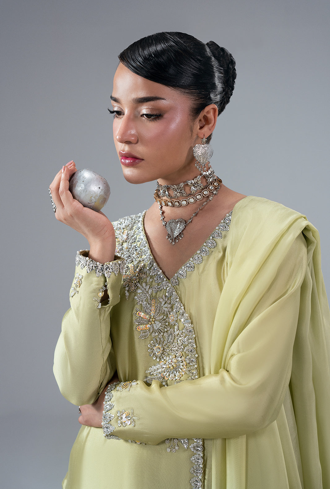 AJR Couture | AJR Symphony Pret'26 | Gold Dust - 2