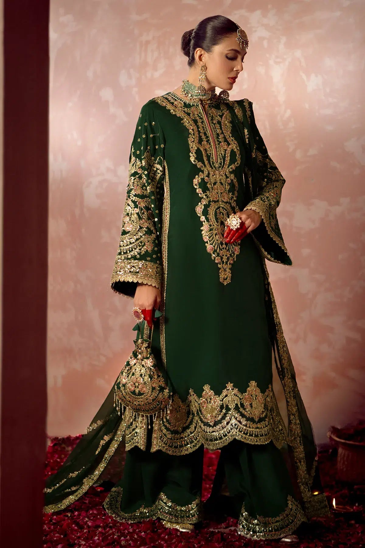 AJR Couture | Mushk The Silk Edit | Aangan - House Of Anaya