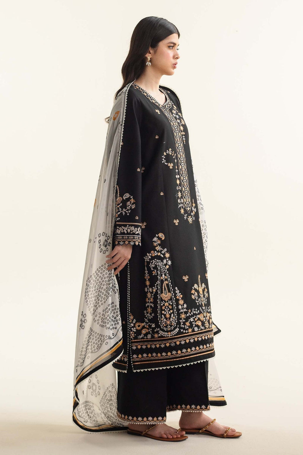Zara Shahjahan | Coco Lawn Vol 2 | ARELA-7B - Riwayat-e-Khas