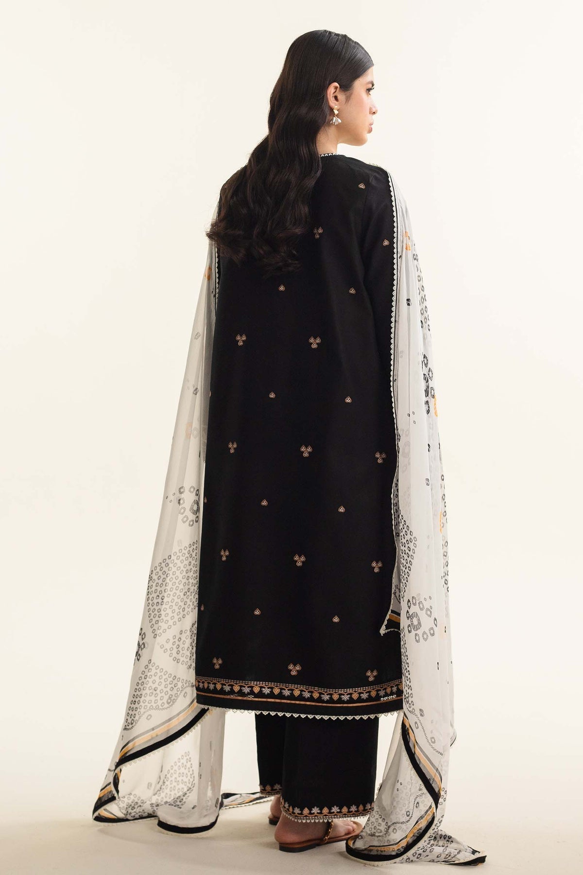 Zara Shahjahan | Coco Lawn Vol 2 | ARELA-7B - Riwayat-e-Khas